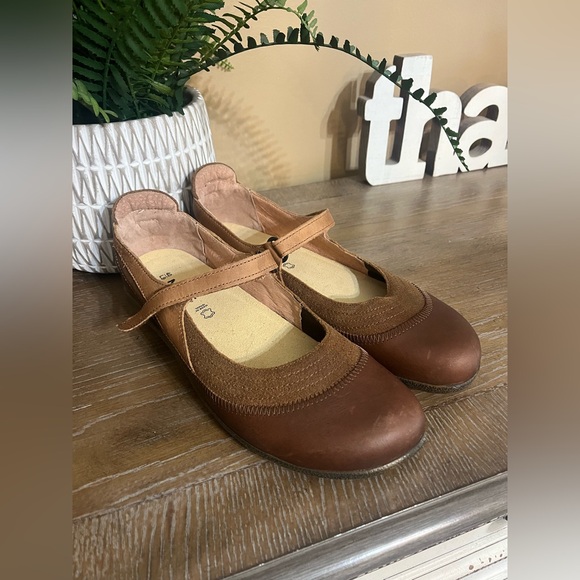 Naot Kirei Mary Jane Brown Leather Shows size 9 - Picture 12 of 16